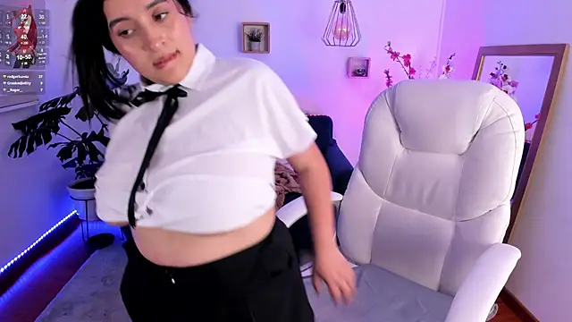 Snapshot of Pamela_cheverry chatting on 03-04-25, 12:39 Pamela cheverry online show from 03-04-25, 12:39