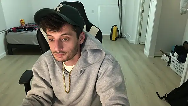 Snapshot of Dylansd chatting on 11-09-25, 12:09 Dylansd online show from 11-09-25, 12:09