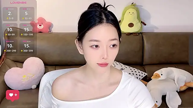 Yilin1999 online show from 02-25-25, 12:47