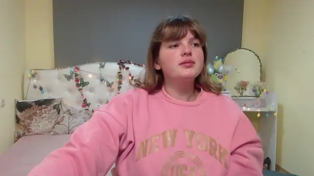 StaceyLex online show from 04-12-26, 05:01