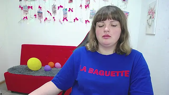 Snapshot of StaceyLex chatting on 05-18-26, 05:13 StaceyLex online show from 05-18-26, 05:13