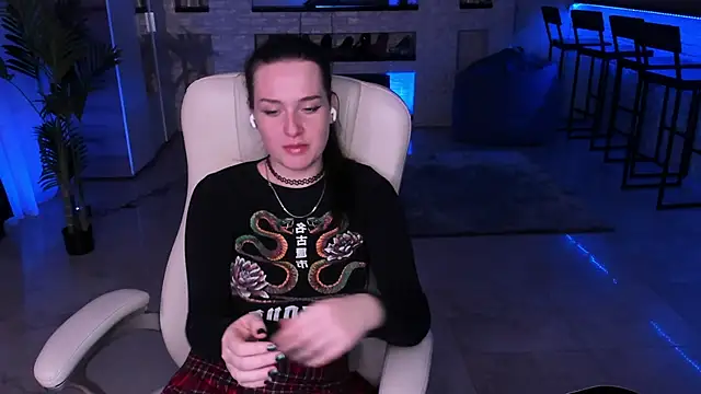 Snapshot of LisaElfy chatting on 01-27-25, 04:43 LisaElfy online show from 01-27-25, 04:43