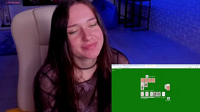 Snapshot of LisaElfy chatting on 03-18-25, 01:09 LisaElfy online show from 03-18-25, 01:09