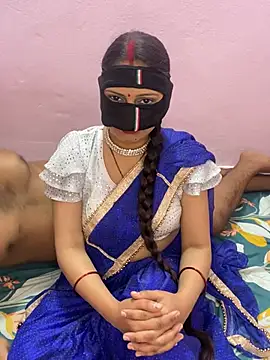 Snapshot of mickey_love chatting on 02-27-25, 07:01 mickey love online show from 02-27-25, 07:01