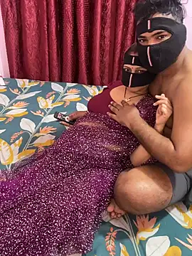 Snapshot of mickey_love chatting on 03-05-25, 09:38 mickey love online show from 03-05-25, 09:38