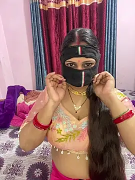 Snapshot of mickey_love chatting on 02-07-26, 07:45 mickey love online show from 02-07-26, 07:45