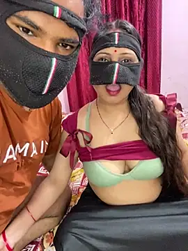 Snapshot of mickey_love chatting on 03-07-26, 04:26 mickey love online show from 03-07-26, 04:26