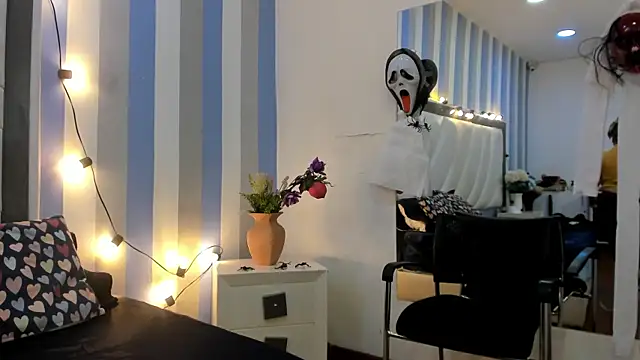 MeryLands online show from 10-14-25, 11:44