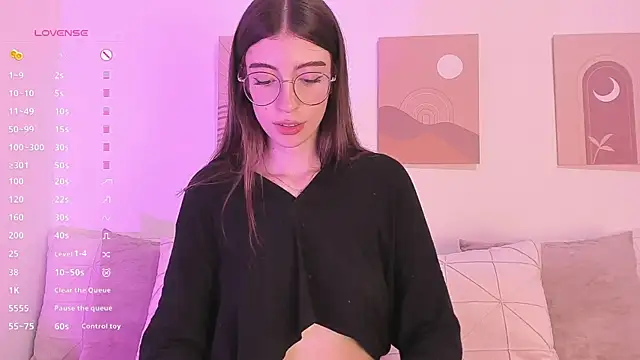 Mia Heartt online show from 03-18-25, 10:15