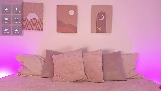 Snapshot of Mia_Heartt chatting on 02-06-26, 06:33 Mia Heartt online show from 02-06-26, 06:33