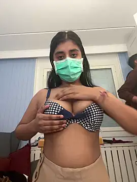 Snapshot of ScarletAss chatting on 02-15-25, 04:45 ScarletAss online show from 02-15-25, 04:45