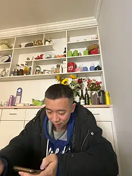 Snapshot of ngg9414 chatting on 01-29-25, 11:30 ngg9414 online show from 01-29-25, 11:30