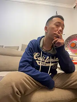 Snapshot of ngg9414 chatting on 03-17-25, 12:35 ngg9414 online show from 03-17-25, 12:35