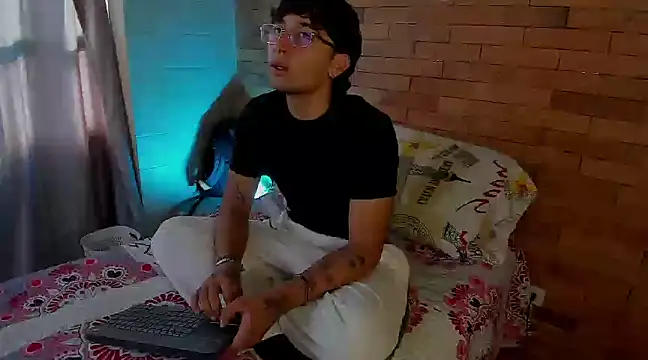 Dereck Dickson online show from 12-17-24, 12:22