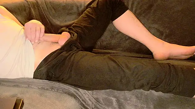 stivi0105 online show from 11-18-25, 10:47