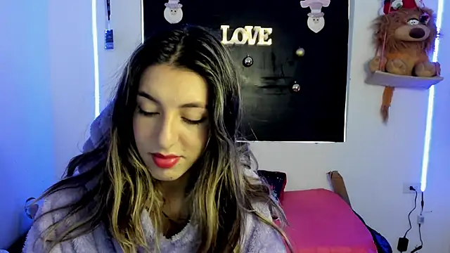 Snapshot of queen-natty chatting on 12-07-24, 12:24 queen-natty online show from 12-07-24, 12:24