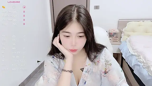 White-Star online show from 10-30-25, 04:08