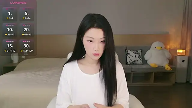 Lucky-baby online show from 10-20-25, 01:22