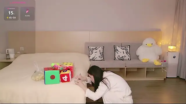 Lucky-baby online show from 11-13-25, 01:21