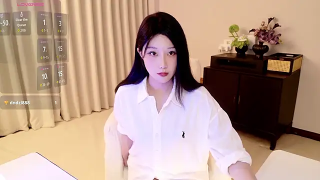 Snapshot of Lucky-baby chatting on 04-28-26, 01:16 Lucky-baby online show from 04-28-26, 01:16