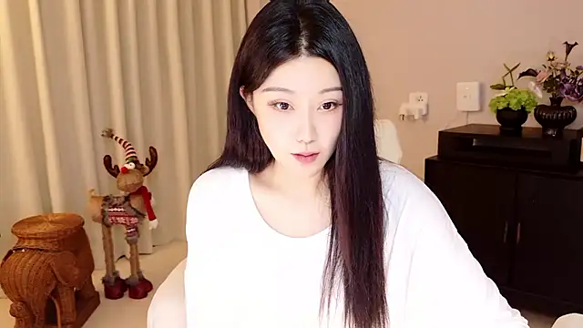 Snapshot of Lucky-baby chatting on 06-10-26, 02:05 Lucky-baby online show from 06-10-26, 02:05