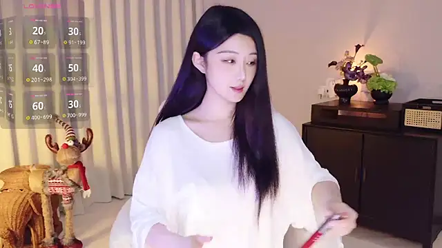 Snapshot of Lucky-baby chatting on 06-17-26, 02:18 Lucky-baby online show from 06-17-26, 02:18