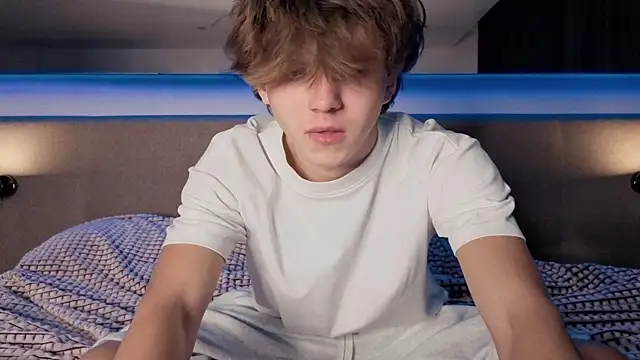 Snapshot of braxiboy chatting on 01-11-26, 08:47 braxiboy online show from 01-11-26, 08:47