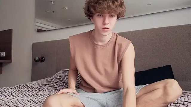 Snapshot of braxiboy chatting on 03-04-26, 02:01 braxiboy online show from 03-04-26, 02:01