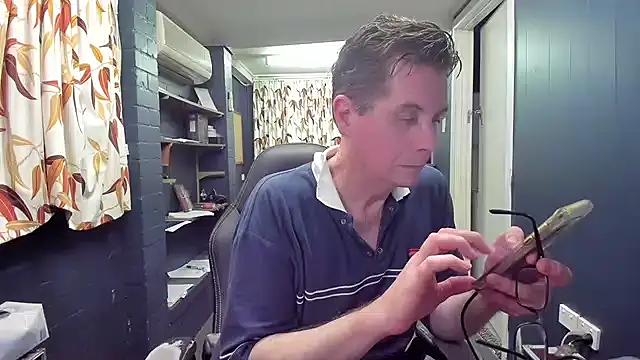 tilobinder online show from 12-04-24, 01:53