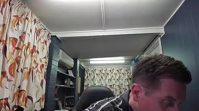 tilobinder online show from 12-21-24, 04:03