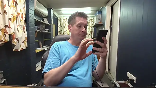 tilobinder online show from 12-01-25, 01:38