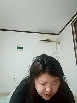 hello098712 online show from 03-22-25, 10:49