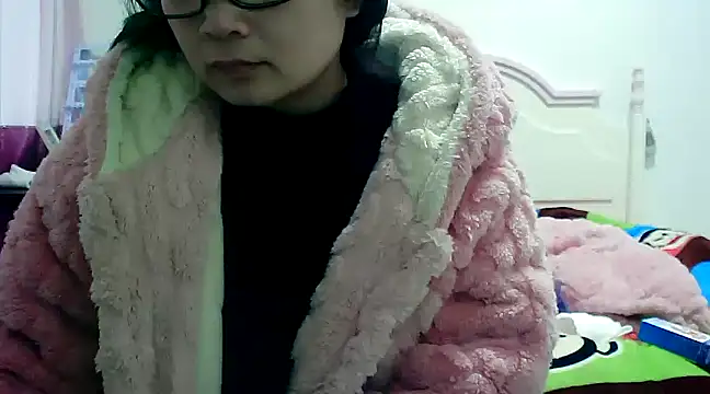 CN-Xiaoxi online show from 03-03-25, 12:04