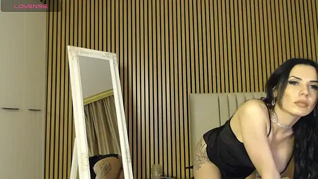 Halie May online show from 01-31-26, 07:34