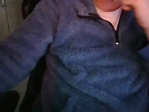 Snapshot of realityyshowww chatting on 11-28-25, 03:36 realityyshowww online show from 11-28-25, 03:36