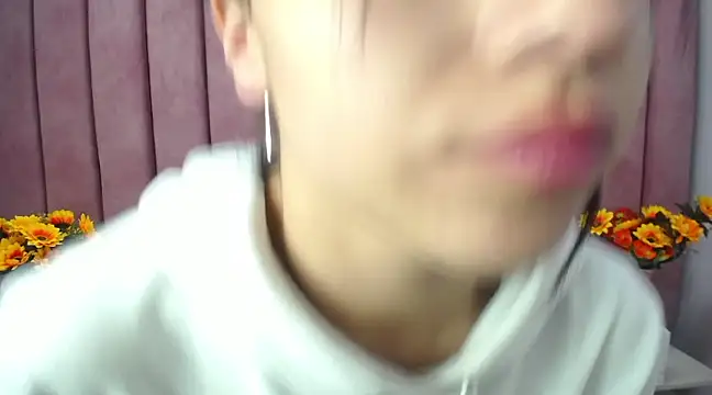 Snapshot of Poly_Sasha_ chatting on 03-14-25, 09:46 Poly Sasha online show from 03-14-25, 09:46