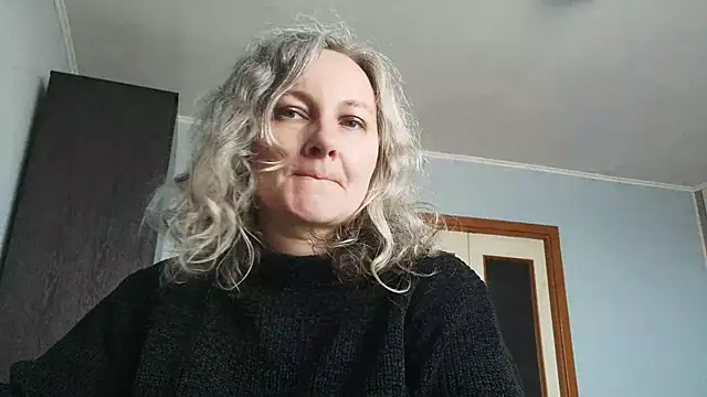 EdithManning online show from 05-03-26, 06:30