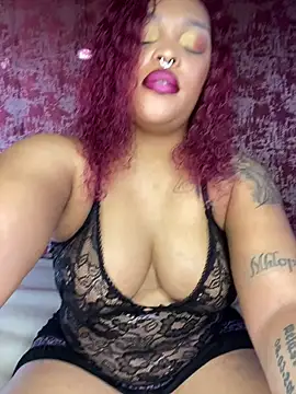 Snapshot of Naughty-Mel chatting on 01-26-25, 05:23 Naughty-Mel online show from 01-26-25, 05:23