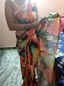 Snapshot of maftel chatting on 12-19-24, 02:45 maftel online show from 12-19-24, 02:45