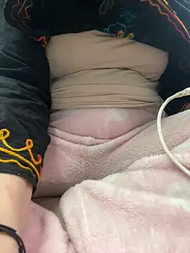 Hot-Anuska online show from 12-24-24, 05:38