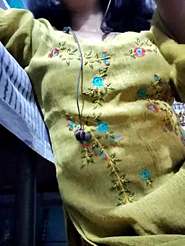 Hot-Anuska online show from 09-10-25, 04:07