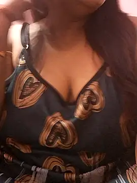 Hot-Anuska online show from 12-04-25, 06:16