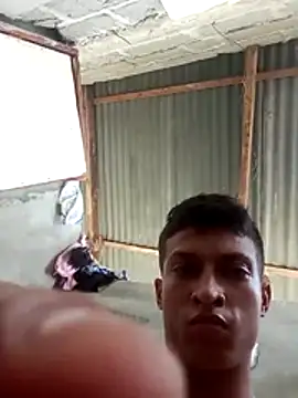 Snapshot of wolf_james123 chatting on 10-31-25, 03:57 wolf james123 online show from 10-31-25, 03:57