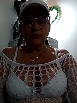 Snapshot of miisevvie_ chatting on 02-22-25, 09:01 miisevvie online show from 02-22-25, 09:01