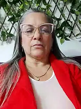 Snapshot of miisevvie_ chatting on 03-10-25, 08:04 miisevvie online show from 03-10-25, 08:04