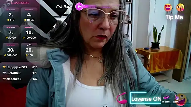 Snapshot of miisevvie_ chatting on 03-16-25, 01:38 miisevvie online show from 03-16-25, 01:38