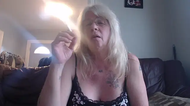 canadiancougar1965 online show from 02-06-25, 02:37