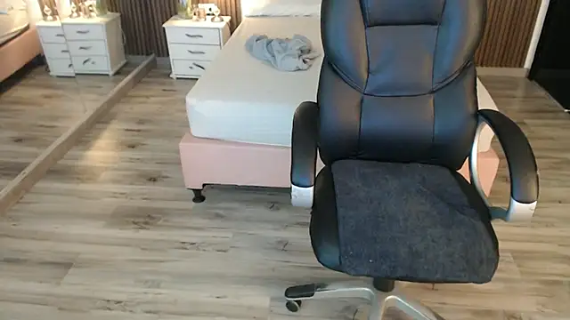 Sam mansson66 online show from 10-24-25, 12:56