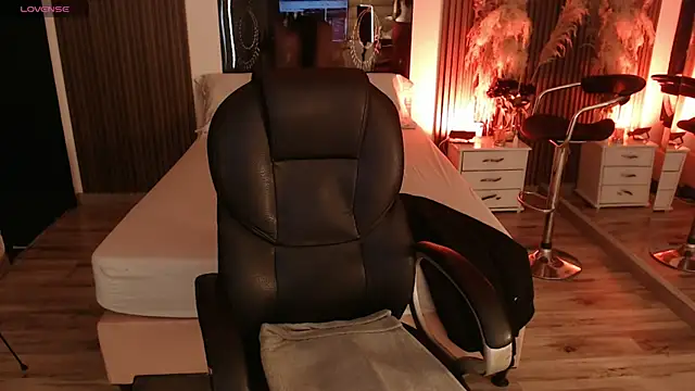 Sam mansson66 online show from 04-17-26, 12:41