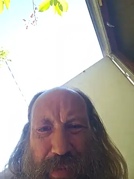 Snapshot of Beyond1978 chatting on 06-17-26, 01:45 Beyond1978 online show from 06-17-26, 01:45